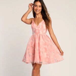 NWT Lulu's Strappy Floral Peach Blossom Dress Size MEDIUM